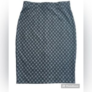 Amanda & Chelsea Modern Fit Black & Grey Patterned Slip on Pencil Skirt …